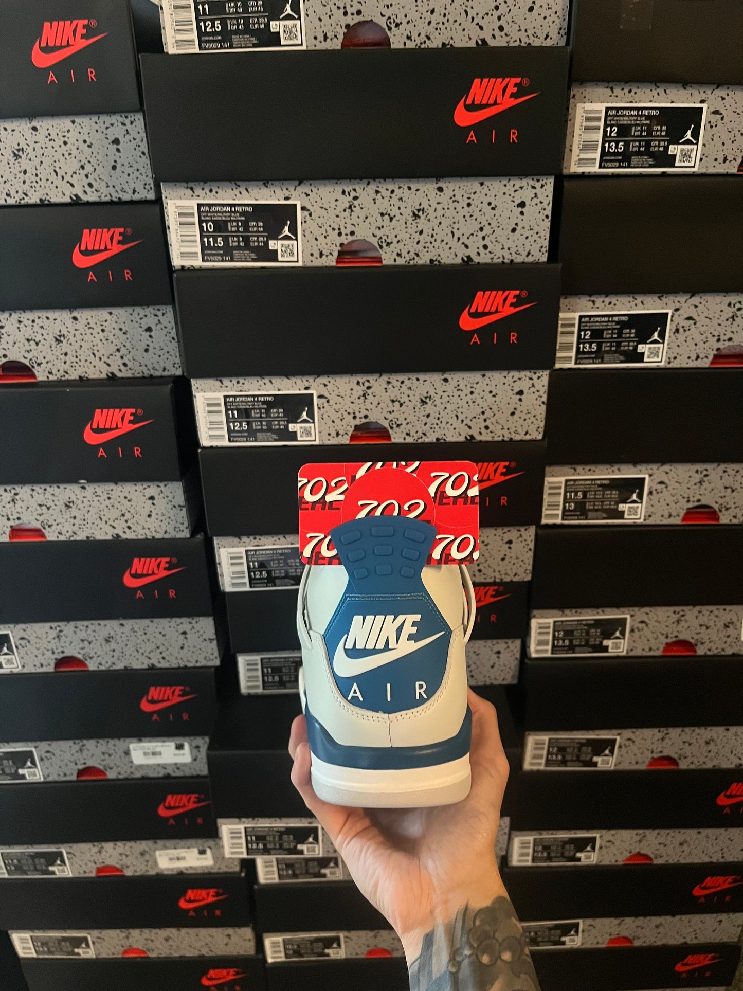 Jordan 4 ‘Military Blue’